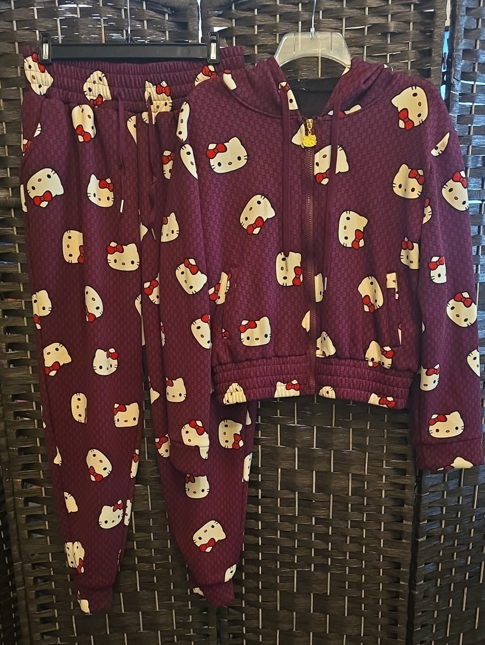 Hello Kitty Maroon Purple Zip Hoodie & Jogger Set, Large, NWOT